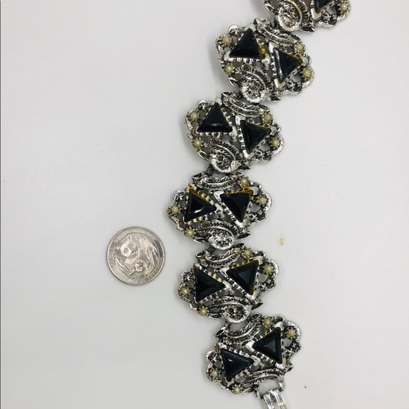 VTG Chunky Bracelet - Picture 7 of 8